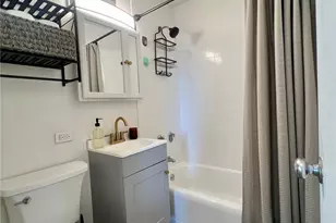 1511 Nuuanu Ave, Honolulu, HI 96817 - Photo 16