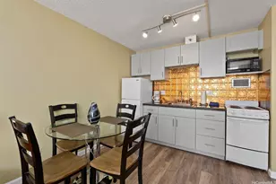 364 Seaside Ave, Honolulu, HI 96815 - Photo 6