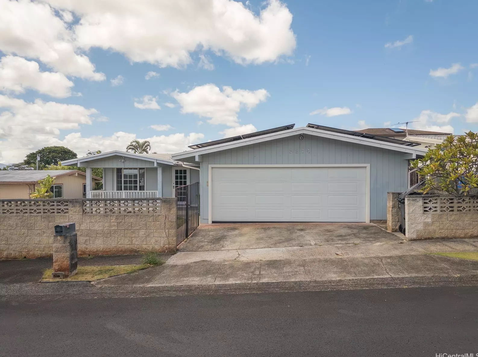 みむ 2274 Aamanu St, Pearl City, HI 96782 - MLS 202519745 - Coldwell Banker