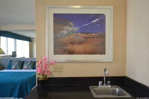 444 Kanekapolei St, Honolulu, HI 96815 - Photo 12