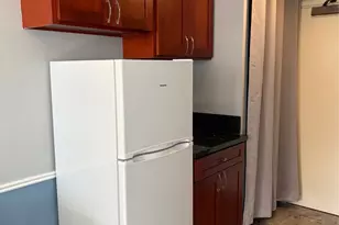 1700 Ala Moana Blvd, Honolulu, HI 96815 - Photo 8