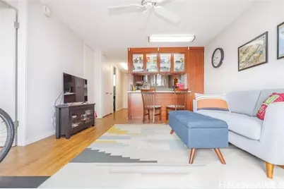 780 Amana Street #707, Honolulu, HI 96814 - Photo 2