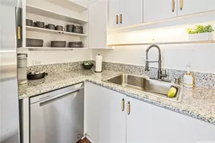 419 Atkinson Dr, Honolulu, HI 96814 - Photo 16