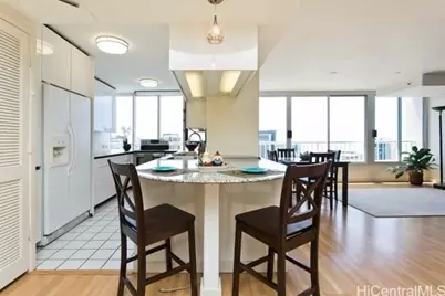 1212 Nuuanu Avenue #4002, Honolulu, HI 96817 - Photo 4