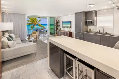 2999 Kalakaua Avenue #704, Honolulu, HI 96815 - Photo 1