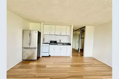 1550 Wilder Avenue #A612, Honolulu, HI 96822 - Photo 2