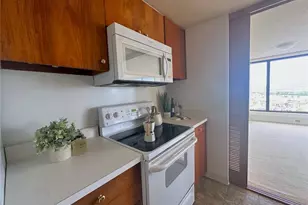 250 Kawaihae St, Honolulu, HI 96825 - Photo 14