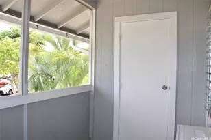 98-833 Noelani St, Pearl City, HI 96782 - Photo 8