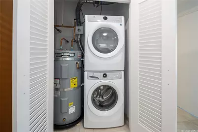 629 Keeaumoku Street #3210, Honolulu, HI 96814 - Photo 14