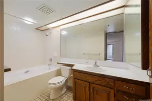555 Hahaione St, Honolulu, HI 96825 - Photo 16