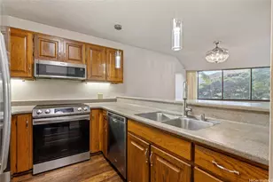 555 Hahaione St, Honolulu, HI 96825 - Photo 10