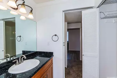320 Liliuokalani Avenue #702, Honolulu, HI 96815 - Photo 16