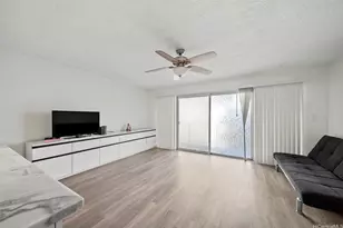 731 Amana St, Honolulu, HI 96814 - Photo 2