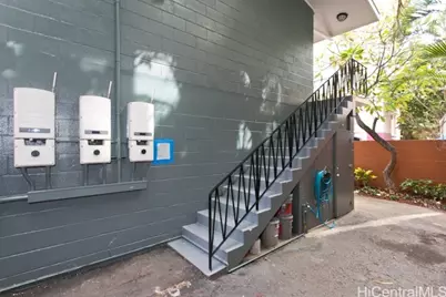 242 Kaiulani Avenue, Honolulu, HI 96815 - Photo 16
