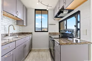 2121 Ala Wai Blvd, Honolulu, HI 96815 - Photo 8