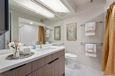 1015 Wilder Avenue #903, Honolulu, HI 96822 - Photo 14