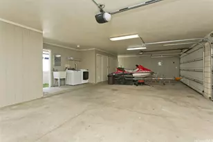 905 Kainui Dr, Kailua, HI 96734 - Photo 24