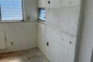 1555 Pohaku St, Honolulu, HI 96817 - Photo 4