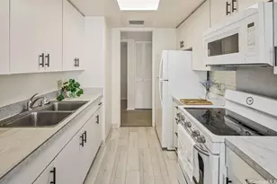 700 Richards St, Honolulu, HI 96813 - Photo 6