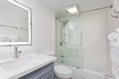 229 Paoakalani Avenue #2808(NUC), Honolulu, HI 96815 - Photo 12