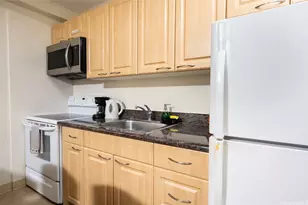 229 Paoakalani Ave, Honolulu, HI 96815 - Photo 2