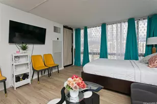 229 Paoakalani Ave, Honolulu, HI 96815 - Photo 2