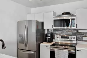 60 N Beretania St, Honolulu, HI 96817 - Photo 10