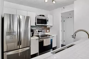 60 N Beretania St, Honolulu, HI 96817 - Photo 6