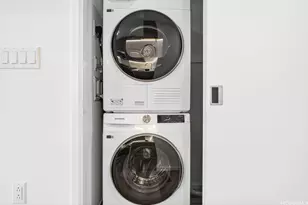 1500 Rycroft St, Honolulu, HI 96814 - Photo 10