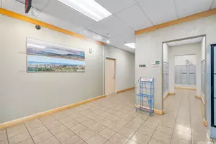 3009 Ala Makahala Pl, Honolulu, HI 96818 - Photo 12