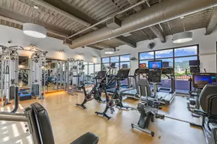 1009 Kapiolani Blvd, Honolulu, HI 96814 - Photo 22