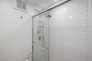 2500 Kalakaua Ave, Honolulu, HI 96815 - Photo 6