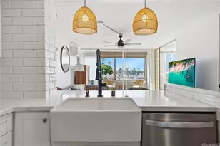 1676 Ala Moana Blvd, Honolulu, HI 96815 - Photo 2