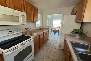 137 Oko St, Kailua, HI 96734 - Photo 6