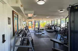 2045 Kalakaua Ave, Honolulu, HI 96815 - Photo 20