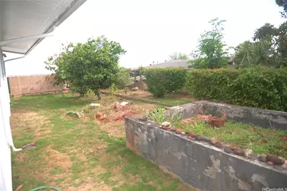 1684 Komo Mai Drive, Pearl City, HI 96782 - Photo 20