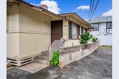 726 Menehune Lane, Honolulu, HI 96826 - Photo 24