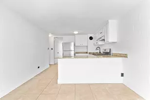 2501 Coyne St, Honolulu, HI 96826 - Photo 2