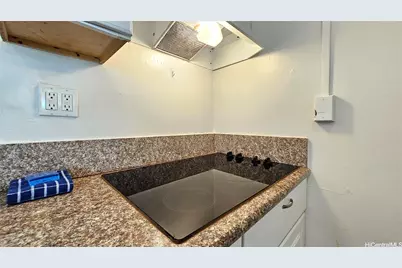 134 Kapahulu Avenue #220, Honolulu, HI 96815 - Photo 8