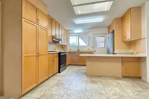 736 Puu Hina Pl, Pearl City, HI 96782 - Photo 2
