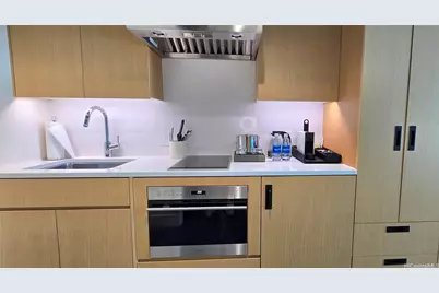 1390 Kapiolani Boulevard #3308, Honolulu, HI 96814 - Photo 1