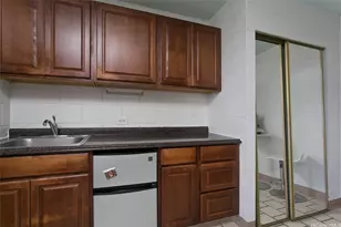 2509 Ala Wai Blvd, Honolulu, HI 96815 - Photo 4