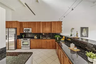 1487 Hiikala Pl, Honolulu, HI 96816 - Photo 10