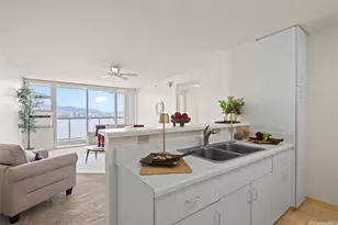 3009 Ala Makahala Pl, Honolulu, HI 96818 - Photo 4