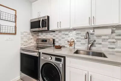 247 Beach Walk #303, Honolulu, HI 96815 - Photo 6