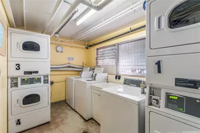 2609 Ala Wai Boulevard #1002, Honolulu, HI 96815 - Photo 16