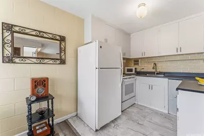 1330 Wilder Avenue #306, Honolulu, HI 96822 - Photo 10