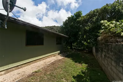 1547 Ala Aolani Street, Honolulu, HI 96819 - Photo 18