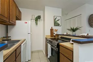 1535 Pensacola St, Honolulu, HI 96822 - Photo 2