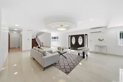 2004 Skyline Drive, Honolulu, HI 96817 - Photo 2